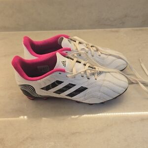 Adidas White & Black Soccer Cleats with Pink Interior- Mens Size 5.5, Womens 6.5